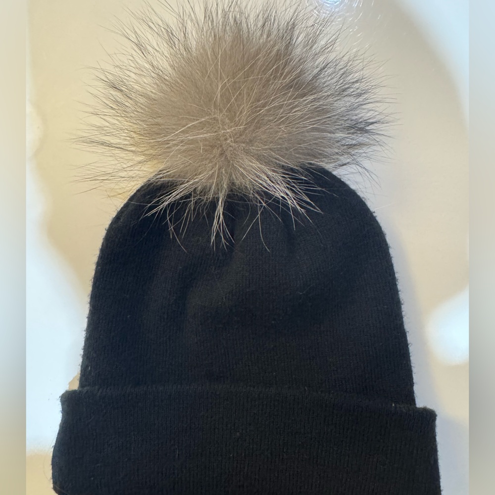 Real fox fur Pom Pom hat